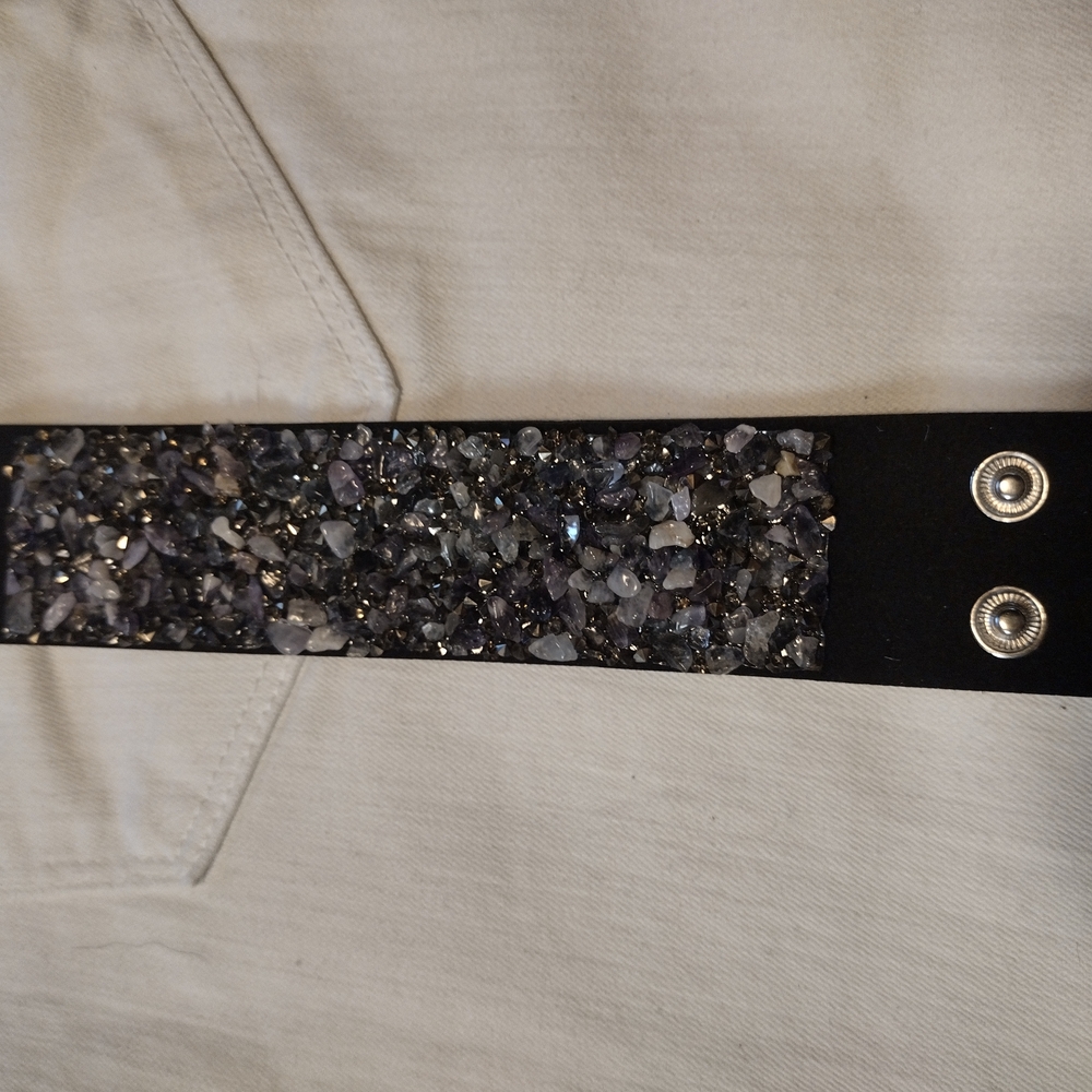 Elegant Black and Silver Bracelet